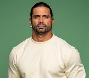 Apresan en Florida al actor cubano Pedro Moreno por presunto robo en caso de violencia doméstica