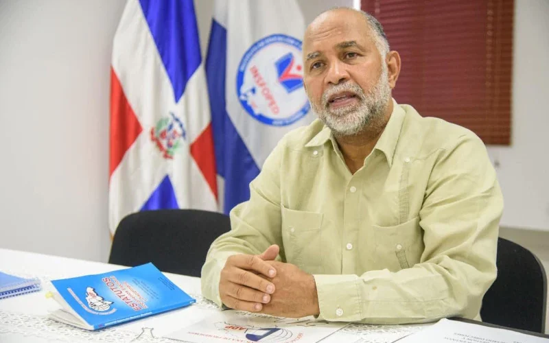 ADP anuncia evaluación de desempeño docente antes de finalizar el año 