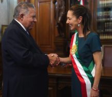 Embajador Juan Bolívar Díaz presenta Cartas Credenciales ante la presidenta de México