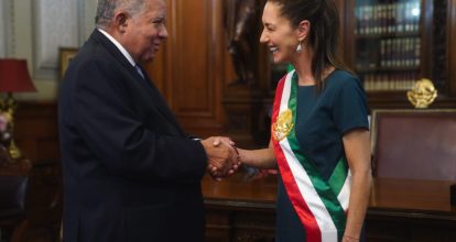 Embajador Juan Bolívar Díaz presenta Cartas Credenciales ante la presidenta de México