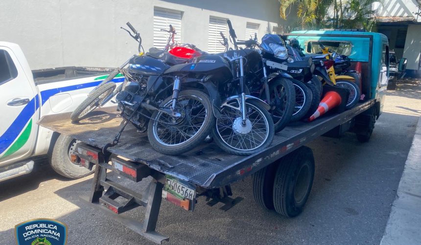 Detienen seis personas en SPM; les ocupan 12 motocicletas durante carreras clandestinas