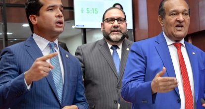 Senadores apoyan impedimento laboral a traficantes de haitianos