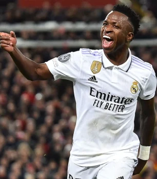 Cinco condenados a un año de prisión por insultos racistas a Vinícius en Valladolid