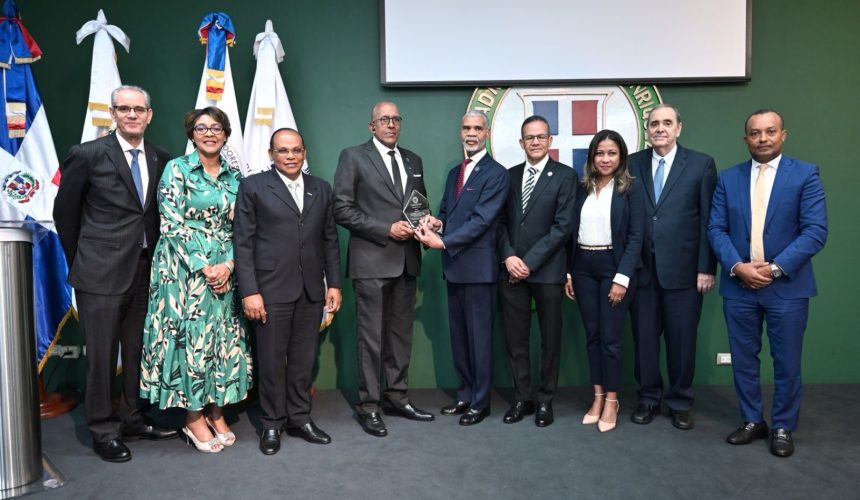 Instituto de Contadores resalta la importancia de la transparencia y la unificación del gremio