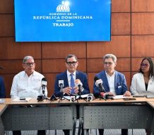 Ministro de Trabajo dice 8 de 9 empresas inspeccionadas violan el artículo 135 del Código Laboral sobre nacionalización del trabajo (80-20)