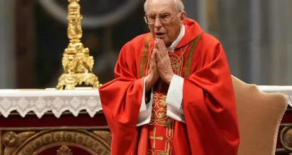 Cardenal decano expresa su deseo de una fumata blanca para la tarde de este jueves 