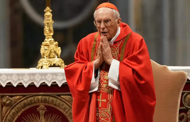 Cardenal decano expresa su deseo de una fumata blanca para la tarde de este jueves 