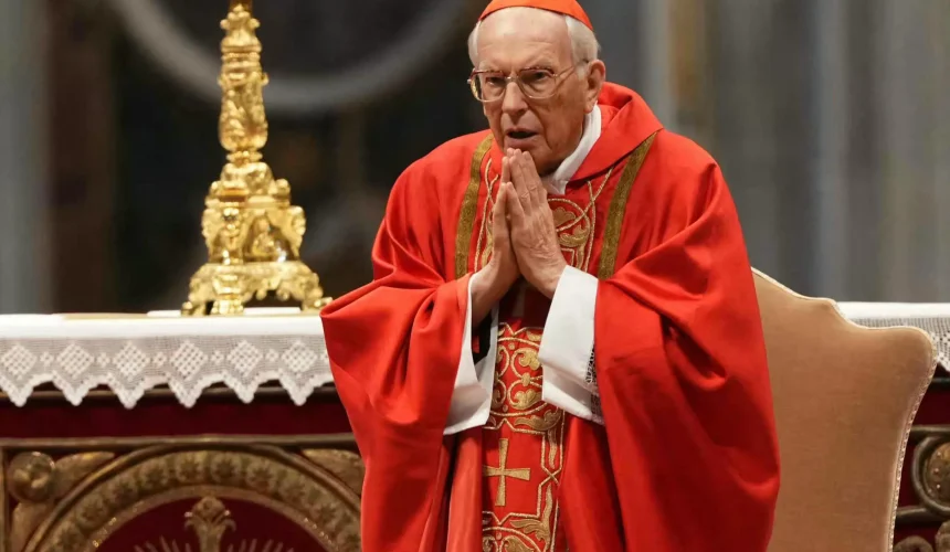 Cardenal decano expresa su deseo de una fumata blanca para la tarde de este jueves 