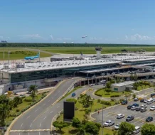 Se encuentra fuera de servicio el sistema de aterrizaje del Aeropuerto Las Américas 