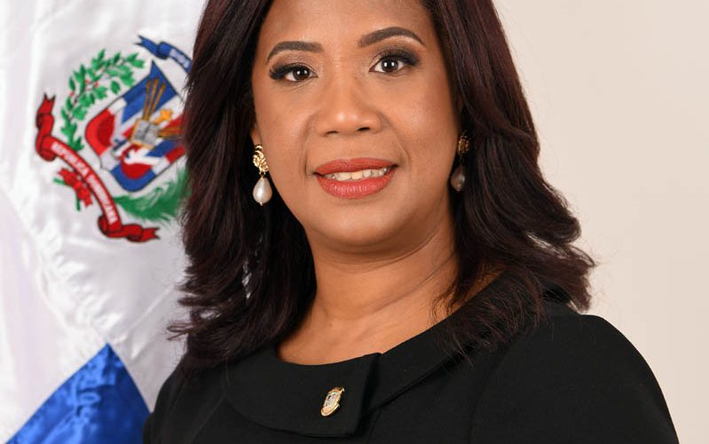 Diputada Mambrú pide a Abinader activar urgente registro nacional de tumores para enfrentar el cáncer  