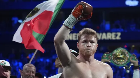 Canelo Álvarez revela que invierte 1.5 millones de dólares en la preparación de cada pelea