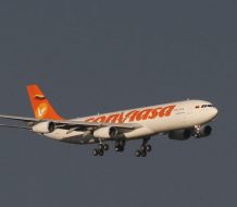 Llega a Venezuela avión con 315 migrantes repatriados desde México, 146 son niños