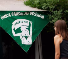 Gobierno chileno presenta proyecto de ley para legalizar el aborto hasta las catorces semanas de gestación 