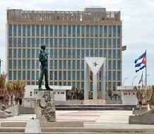 Hasta 230 dólares por un día: Cuba alquila su Tribuna Antiimperialista para eventos