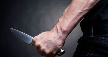 Hombre mata a otro de varias estocadas porque le recordaba a su tío  