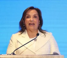 Dina Boluarte afirma que EE.UU. es un auténtico amigo de Perú «más allá de episodios coyunturales»