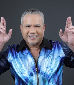 Héctor Acosta celebra su cumpleaños estrenando su canal oficial de YouTube y nueva bachata