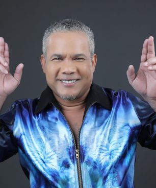 Héctor Acosta celebra su cumpleaños estrenando su canal oficial de YouTube y nueva bachata