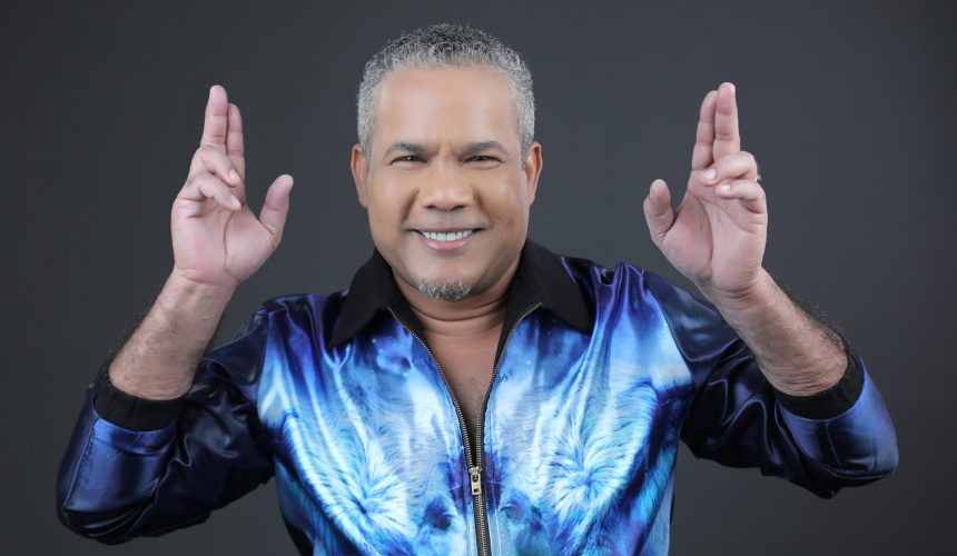 Héctor Acosta celebra su cumpleaños estrenando su canal oficial de YouTube y nueva bachata