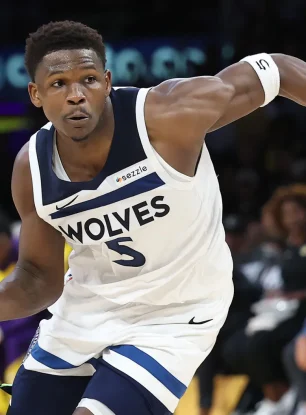 Los Lakers son eliminados y Timberwolves avanzan en los Playoffs NBA