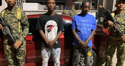 Detienen teniente del Ejército y cabo de la PN por supuesto tráfico de haitianos indocumentados