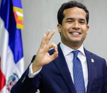 Omar Fernández defiende en EE.UU. derecho de RD a deportar indocumentados