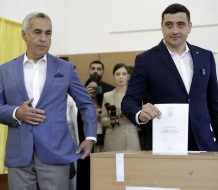 Arrolladora victoria del ultranacionalista Simion en Rumanía, según el conteo casi completo