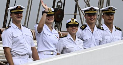 El buque en el que viaja la princesa Leonor zarpa hacia la República Dominicana