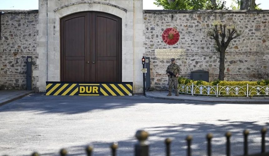Rusos y ucranianos abren negociaciones de paz tres años después pero no paran la guerra
