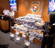 DNCD apresa a tres hombres en Pedernales con 543 paquetes de cocaína en lancha rápida