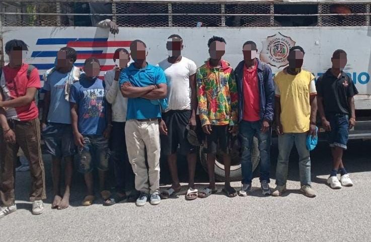  DGM apresa y repatría a 176 nacionales haitianos por Elías Piña