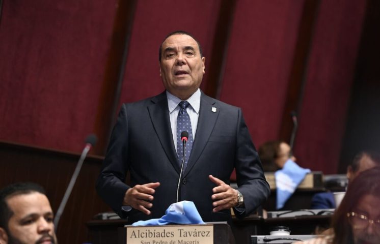Diputado Alcibíades Tavárez exige regularización de la migración haitiana