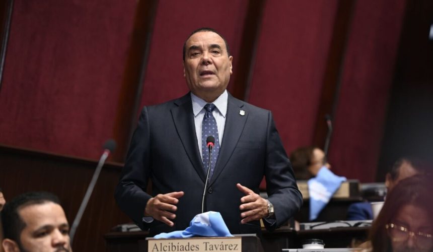 Diputado Alcibíades Tavárez exige regularización de la migración haitiana