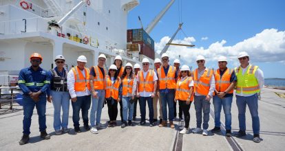 Autoridades muestran avances en construcción del Puerto de Manzanillo