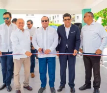 Gobierno inaugura parque infantil en Ciudad Juan Bosch