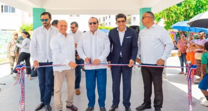 Gobierno inaugura parque infantil en Ciudad Juan Bosch