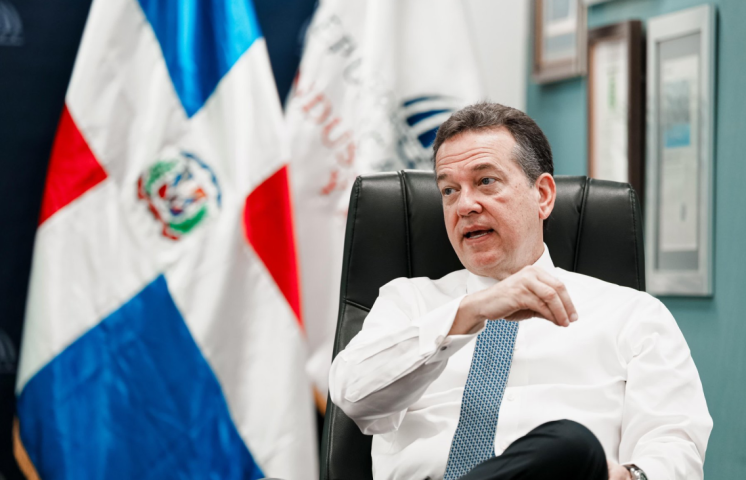Bisonó declara nuevas restricciones comerciales de Haití no impactarán la industria nacional