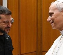 La diplomacia vaticana vuelve al terreno de juego en Ucrania con el Papa León XIV 