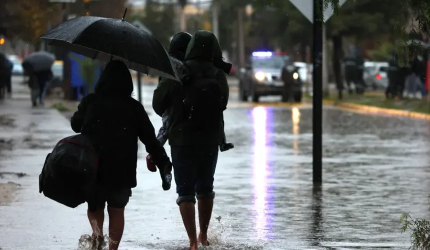 Se prevén algunas lluvias para el inicio de esta semana laboral en distintos puntos del país  
