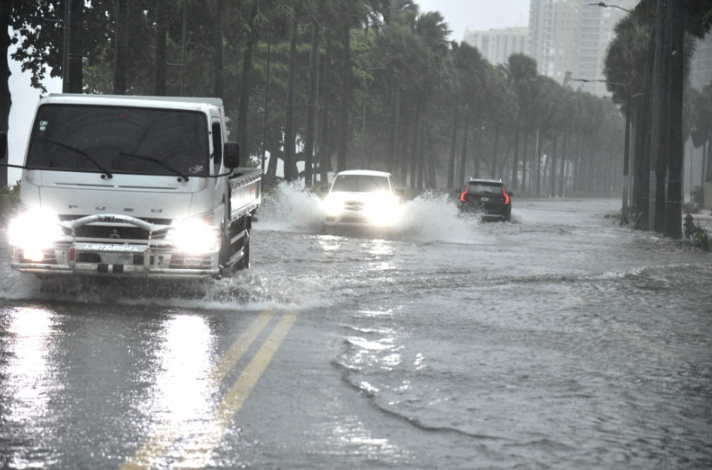 Colocan tres provincias en alerta amarilla y 10 en verde por vaguada en el país