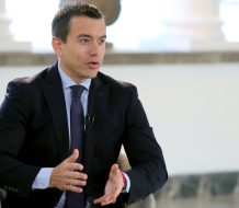 Indígenas de Ecuador aseguran ley de Noboa contra economía «amenaza» derechos 