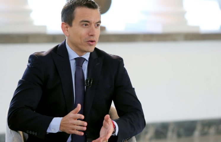 Indígenas de Ecuador aseguran ley de Noboa contra economía «amenaza» derechos 