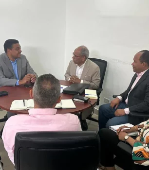 Onésimo González dirigirá transporte de los Juegos Centroamericanos en Santo Domingo 2026