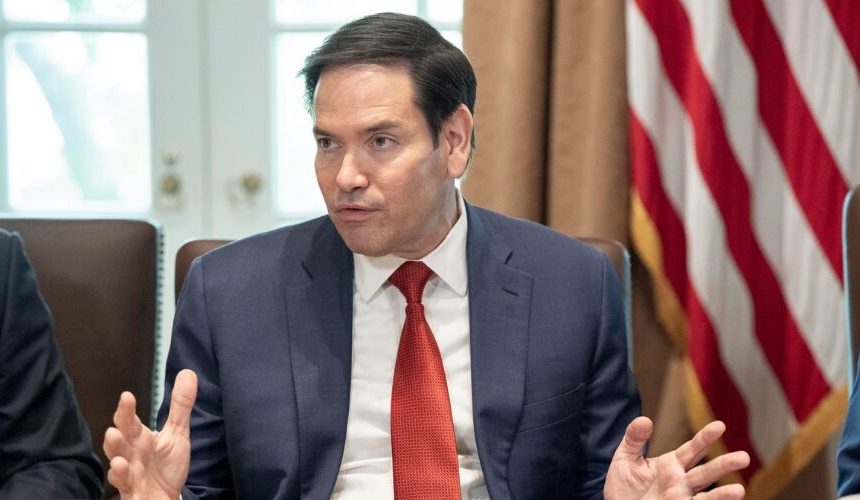Marco Rubio dice que los venezolanos que perderán su amparo migratorio pueden pedir asilo