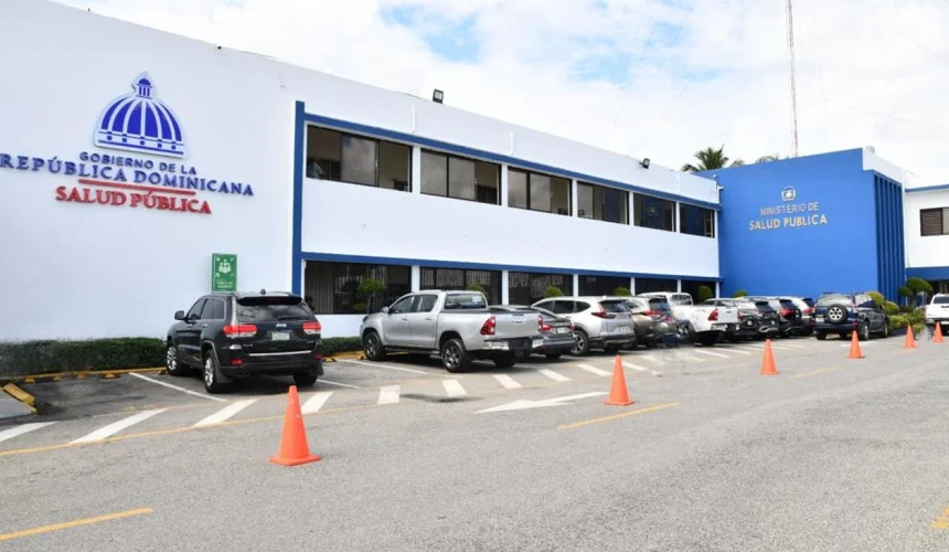 Salud Pública justifica desvinculaciones por inasistencias y registros duplicados en nómina