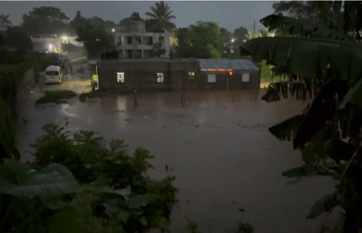 Lluvias provocan inundaciones en Monte Plata; al menos 15 viviendas afectadas 