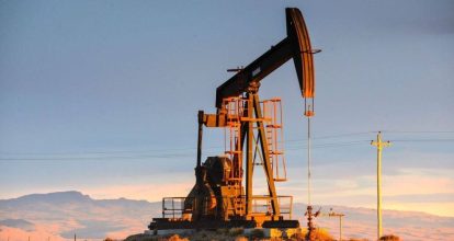 Petróleo de Texas sube un 3,43 % aupado por el repunte de la tensión en Yemen