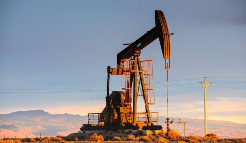 Petróleo de Texas sube un 3,43 % aupado por el repunte de la tensión en Yemen