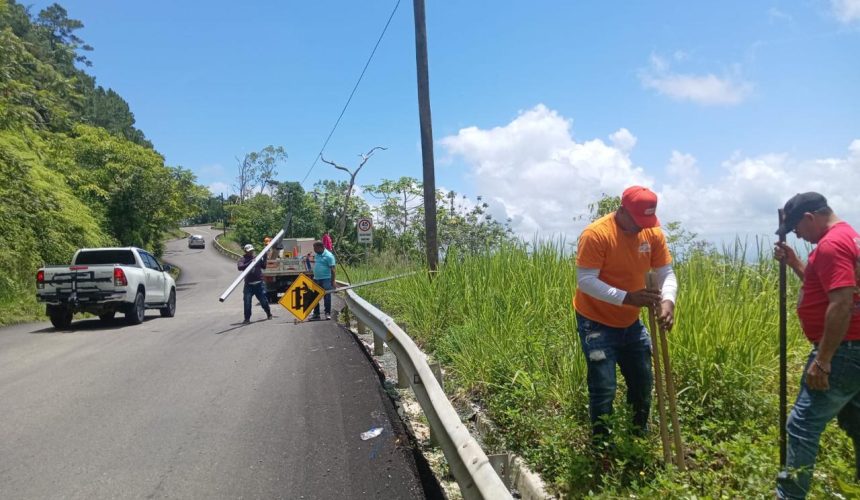 Obras Públicas interviene carretera en Constanza tras hundimientos por las lluvias