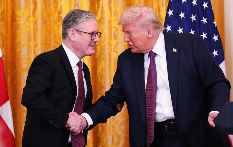 Trump desvela acuerdo comercial con el Reino Unido, que «consolidará» la relación con EE..UU..